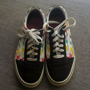 Girl's Van tennis shoes